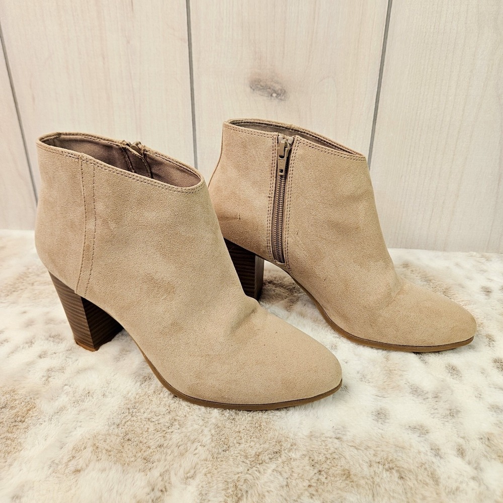 Old Navy Women's Faux Suede Ankle Bootie Boots Size 9 Tan Taupe Block Heel Zip